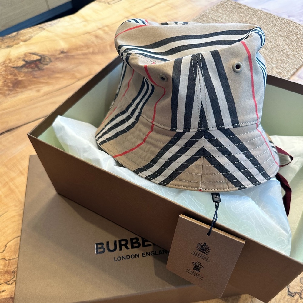 Burberry Bucket Hat